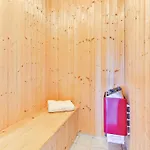 Holiday home Alexis - 250m From The Sea By Interhome