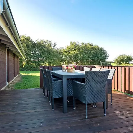 Alexis - 250m From The Sea By Interhome *
