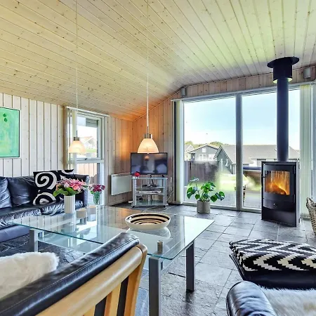 Holiday home Alexis - 250m From The Sea By Interhome *